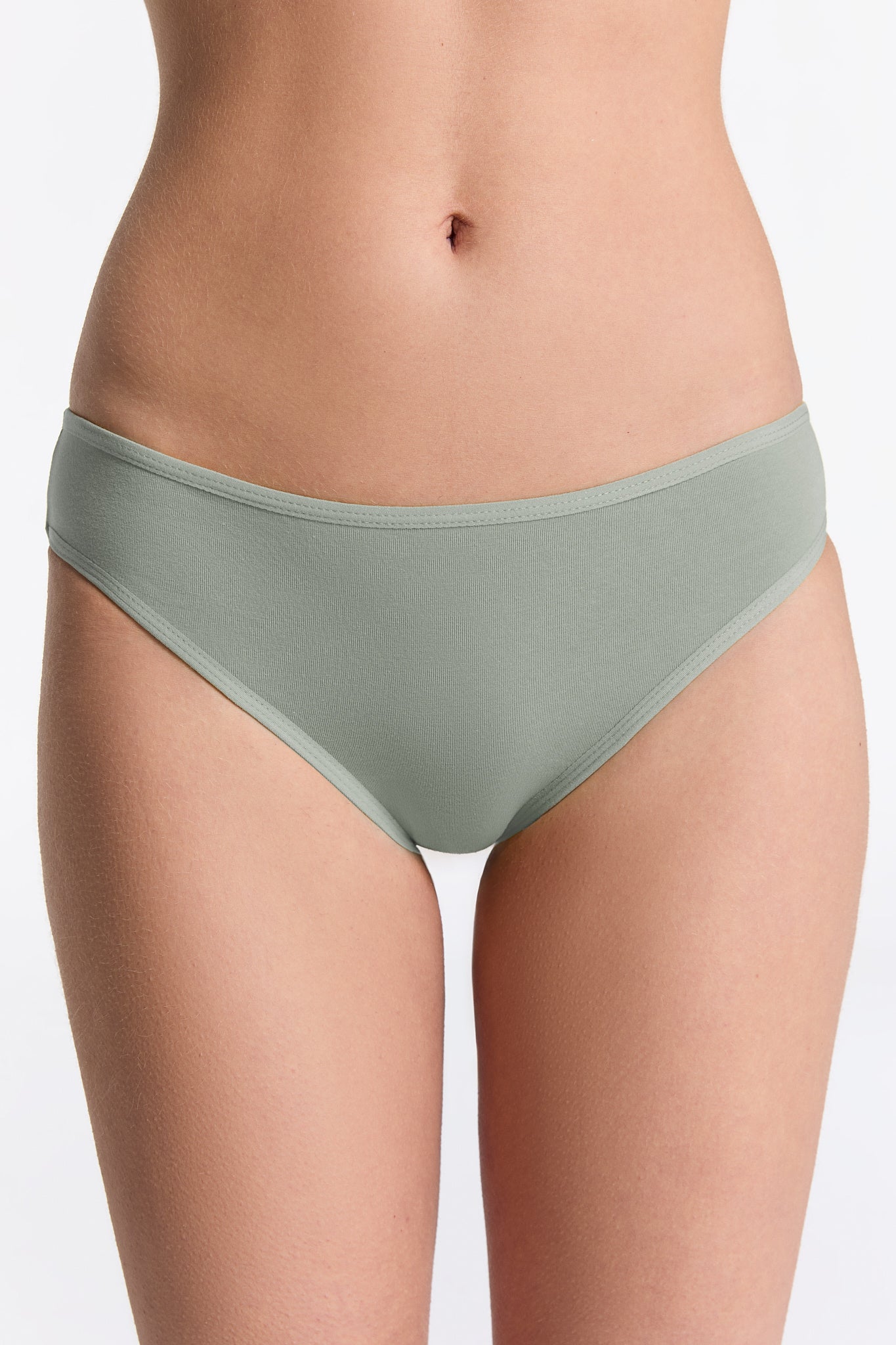 WOMAN內褲Leela Cotton 中腰三角內褲｜有機棉