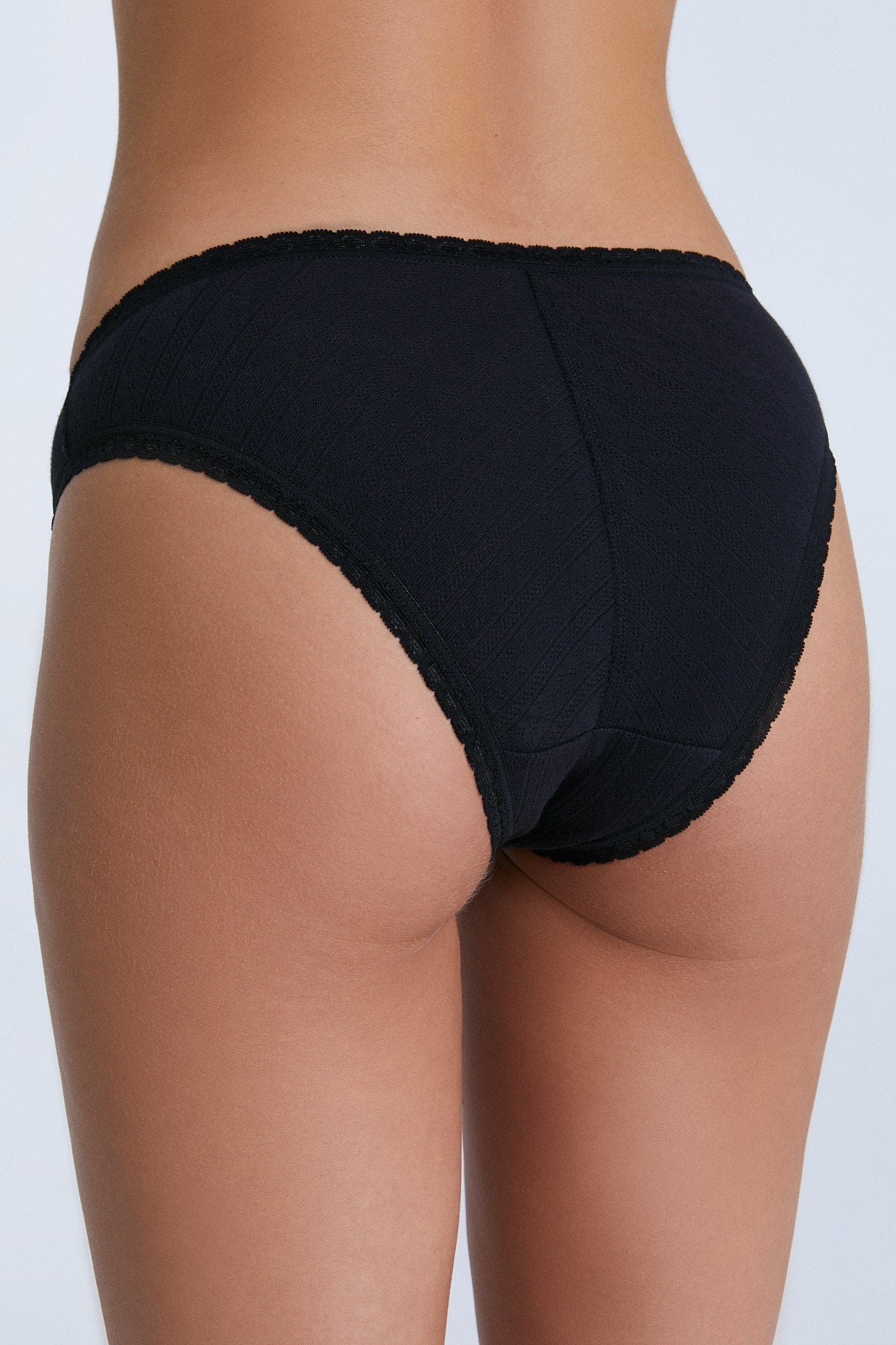 Pre-order 🌿 Lace-trimmed jacquard panties | Organic cotton Leela Cotton