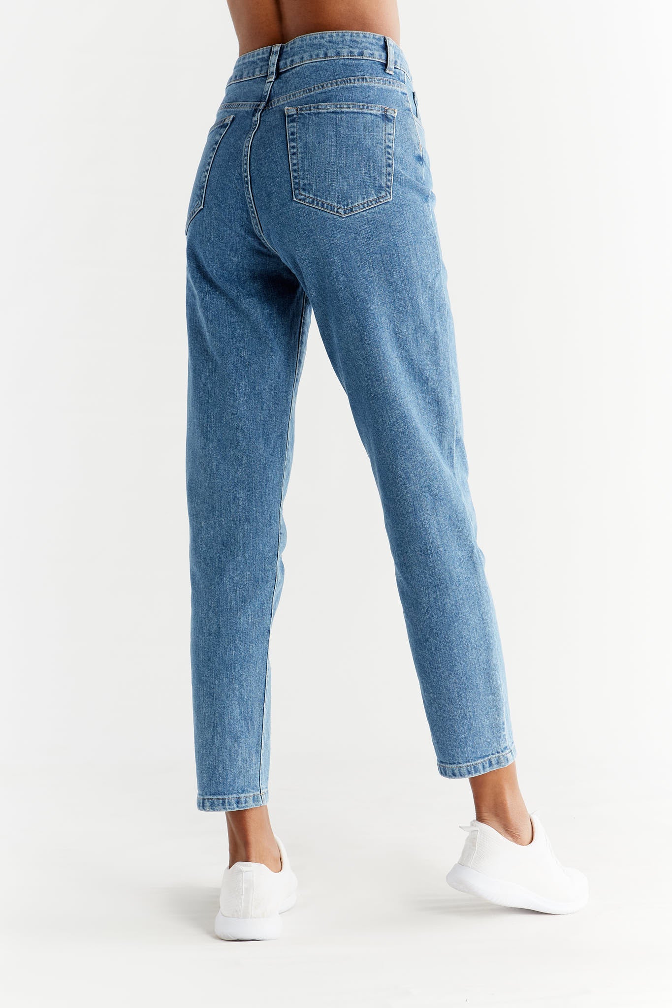 Pre-order | Women's Mom Fit Organic Cotton Jeans - Sky Blue | EVERMIND