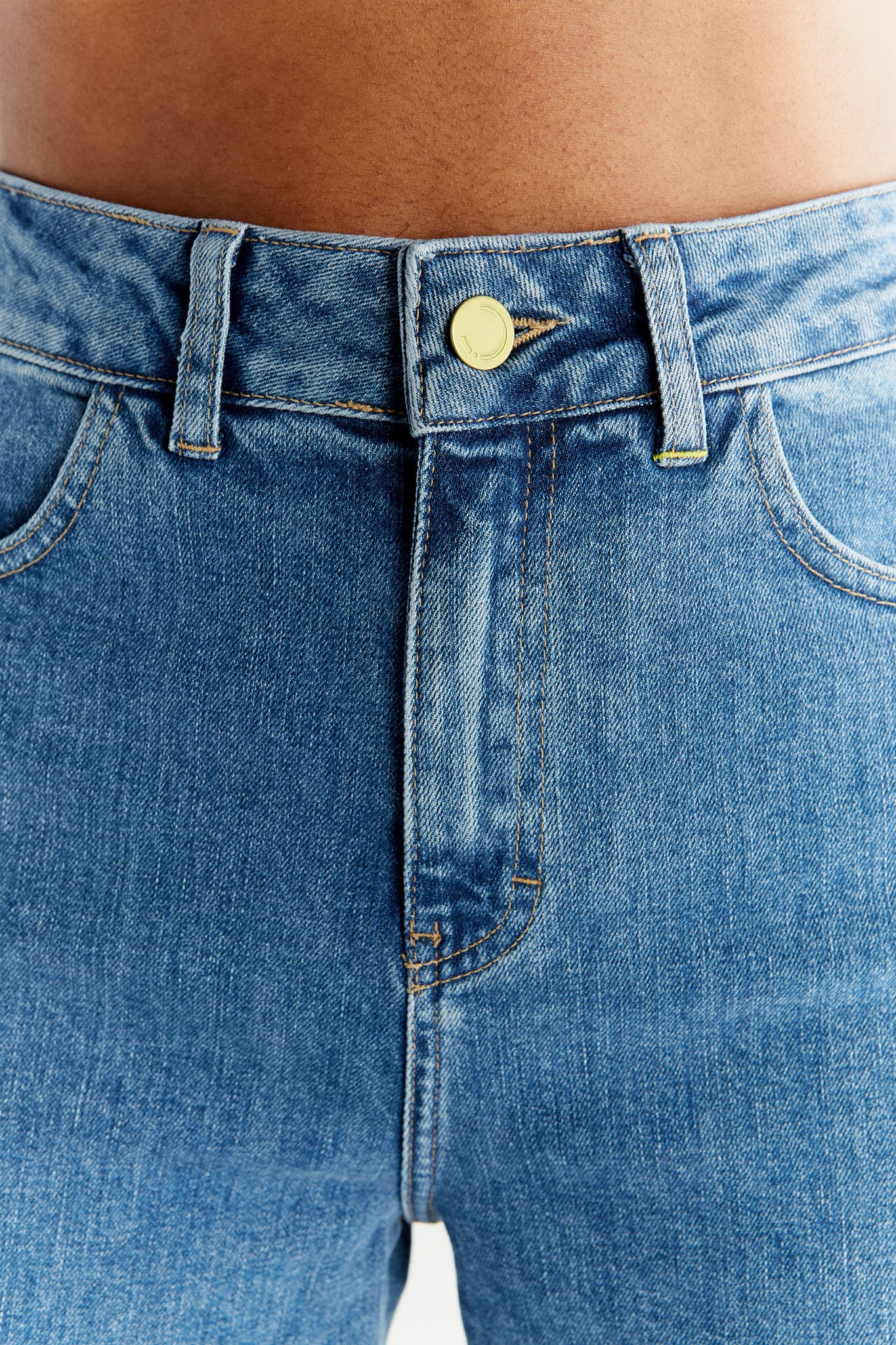 Pre-order | Women's Mom Fit Organic Cotton Jeans - Sky Blue | EVERMIND