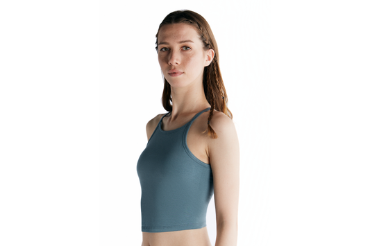 Pre-order 🌿 Bra-free tank top with sloping shoulders | Organic cotton Leela Cotton